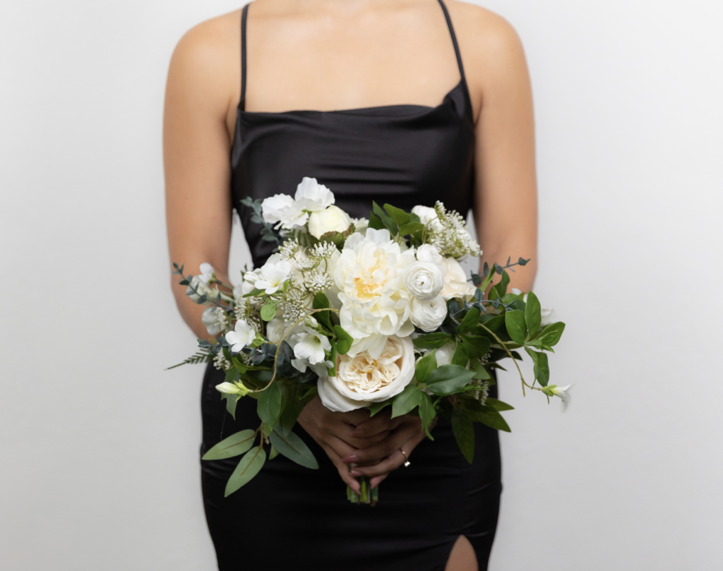 Bridesmaid bouquet white and greenery hand tied look flowers artificial flowers Cancun florist
