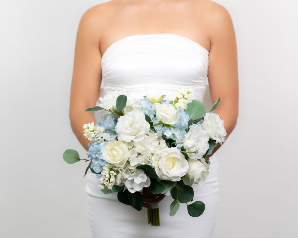 Bride bouquet white and blue artificial flowers in Cancun and Riviera Maya
